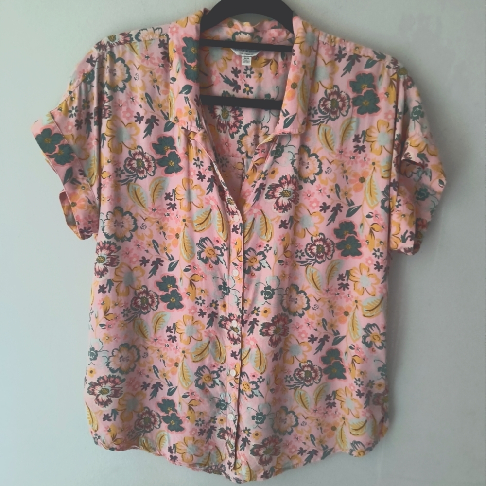 Lucky Brand Pink Blue Yellow Short Sleeve Button Down Floral Shirt Size Medium